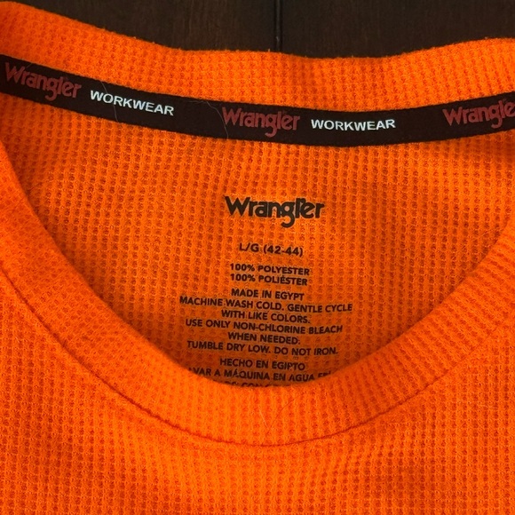 Wrangler Men's Vibrant Orange Long Sleeve Tee L (42-44) - Picture 4 of 8